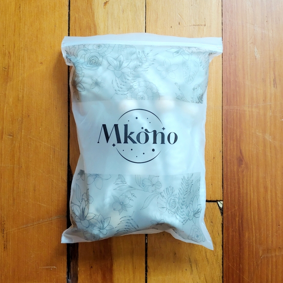 Handmade Macrame Plant Hanger - Picture 2 of 3